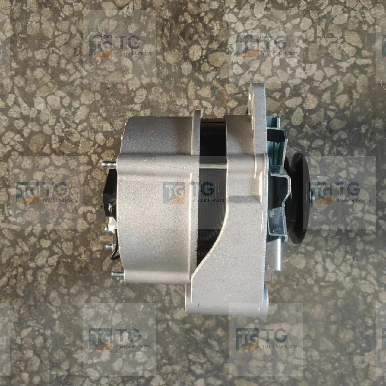 ATG20900  Alternator For Deutz  01182175  01183499  01183632  01183846  IA1082, 11.204.710  AAK4947  11.204.051 11.203.402