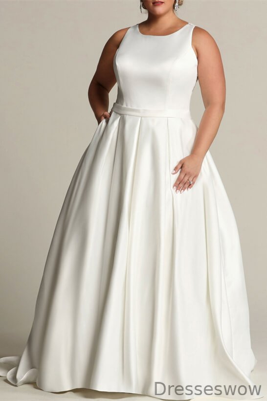 Dresseswow Scoop Sleeveless Plus Size Wedding Dress Satin With Lace Pockets