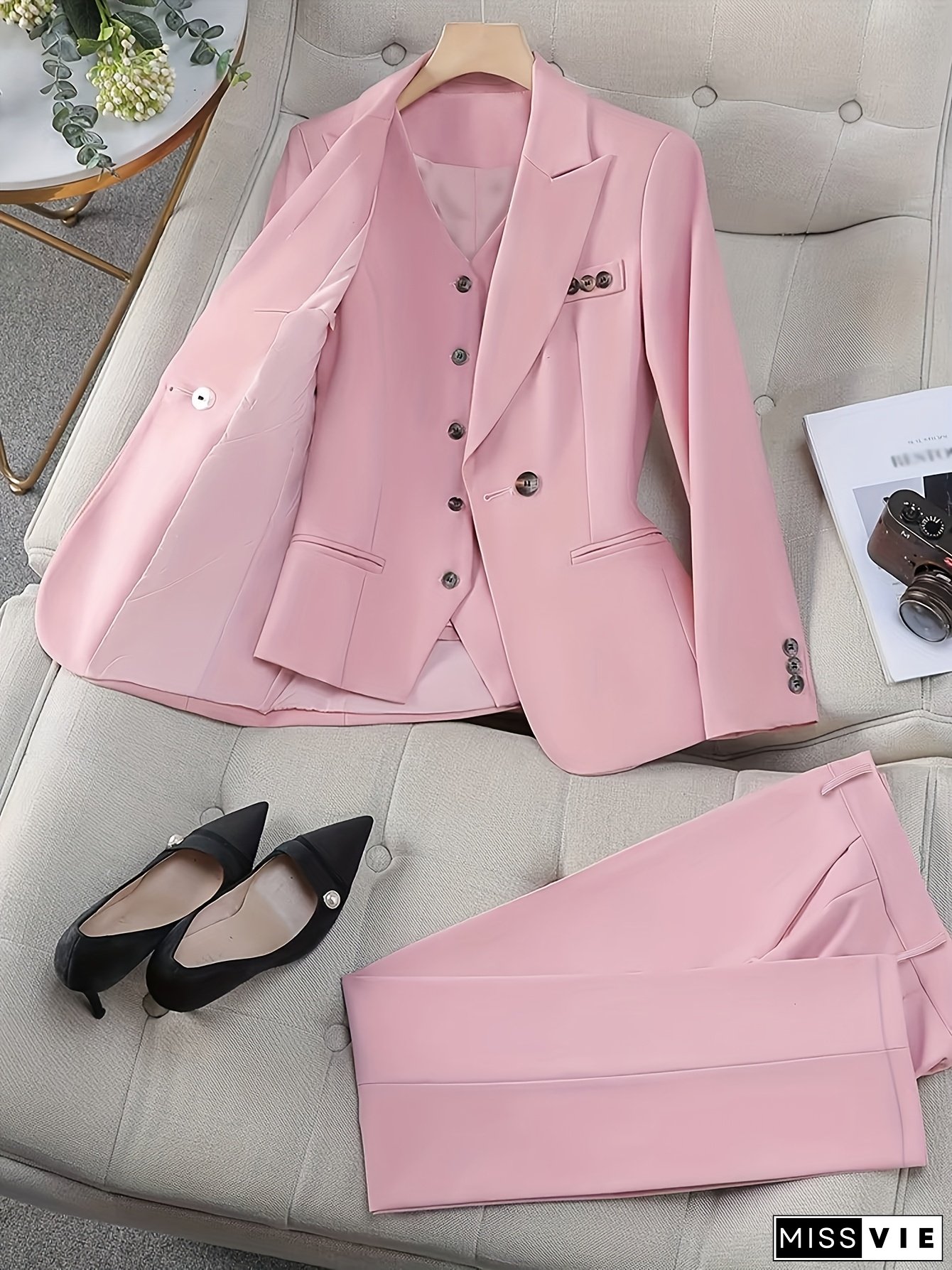Solid Color Three-Piece Suit Set for Women, Including a Tailored Vest, Blazer, And Trousers, Perfect for Office And Business Attire.