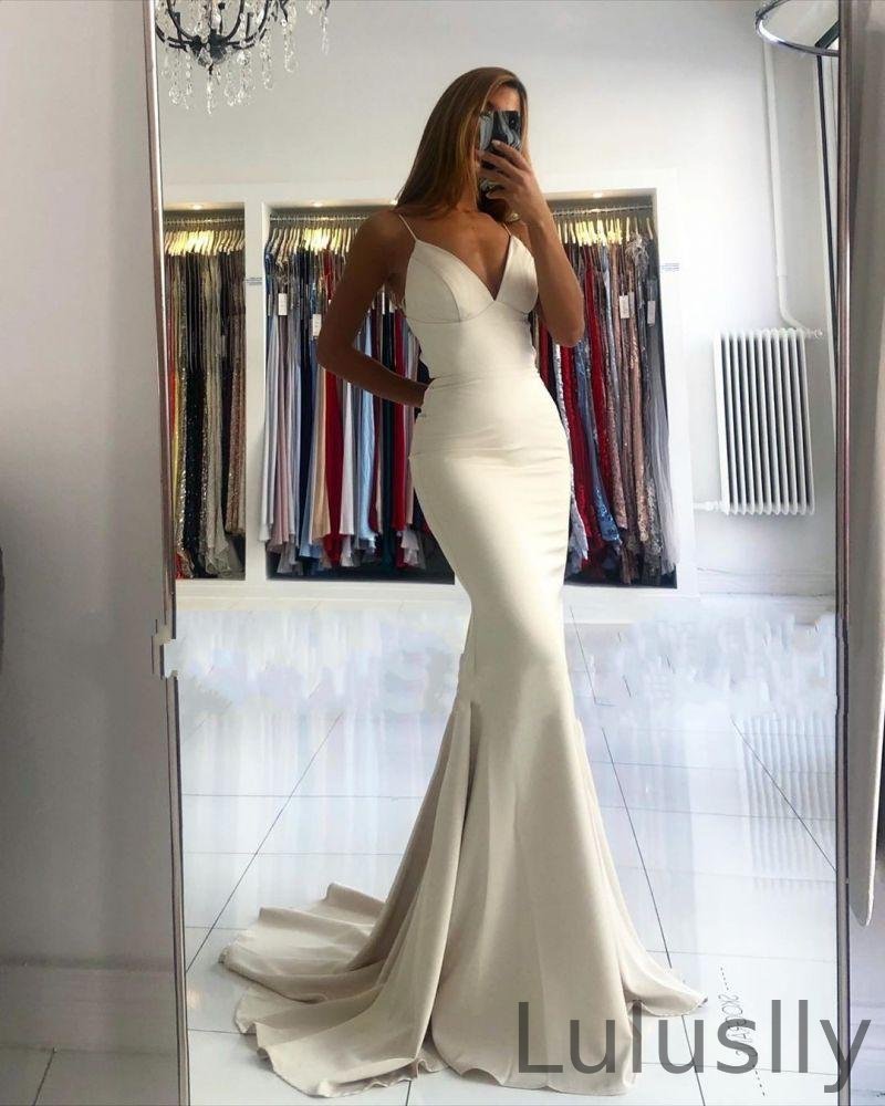 Luluslly Spaghetti-Straps V-Neck Mermaid Long Prom Dress Elegant