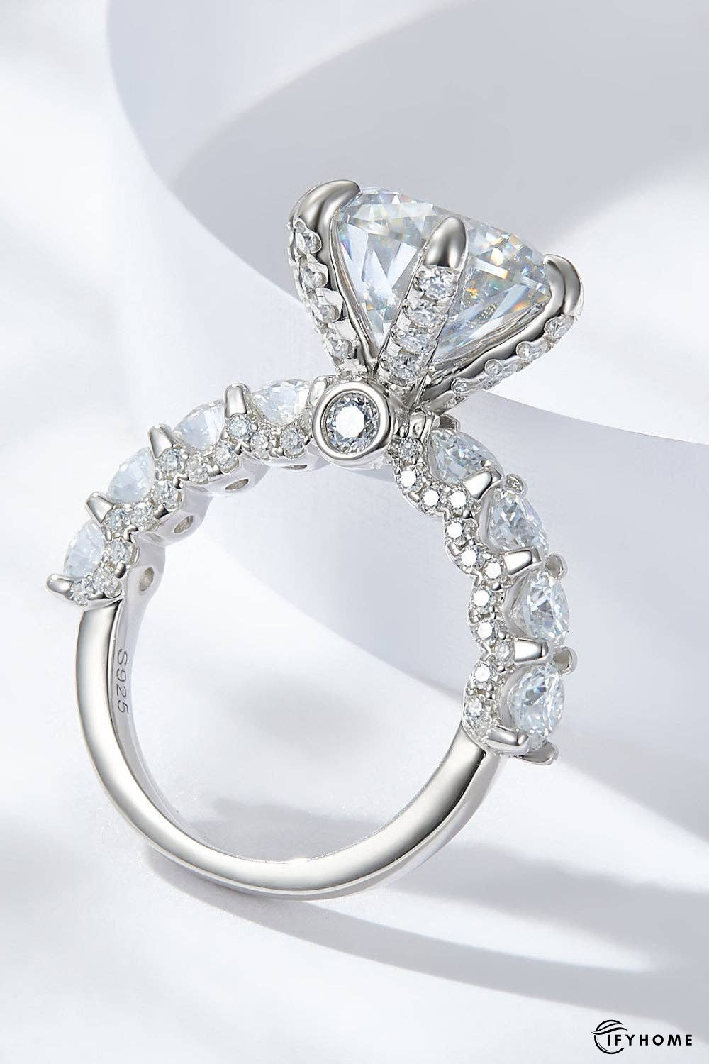 3-Carat Moissanite Platinum-Plated Side Stone Ring | IFYHOME