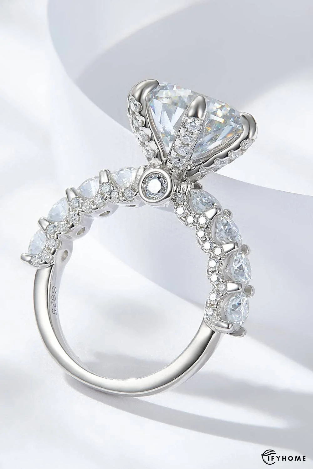 3-Carat Moissanite Platinum-Plated Side Stone Ring | IFYHOME