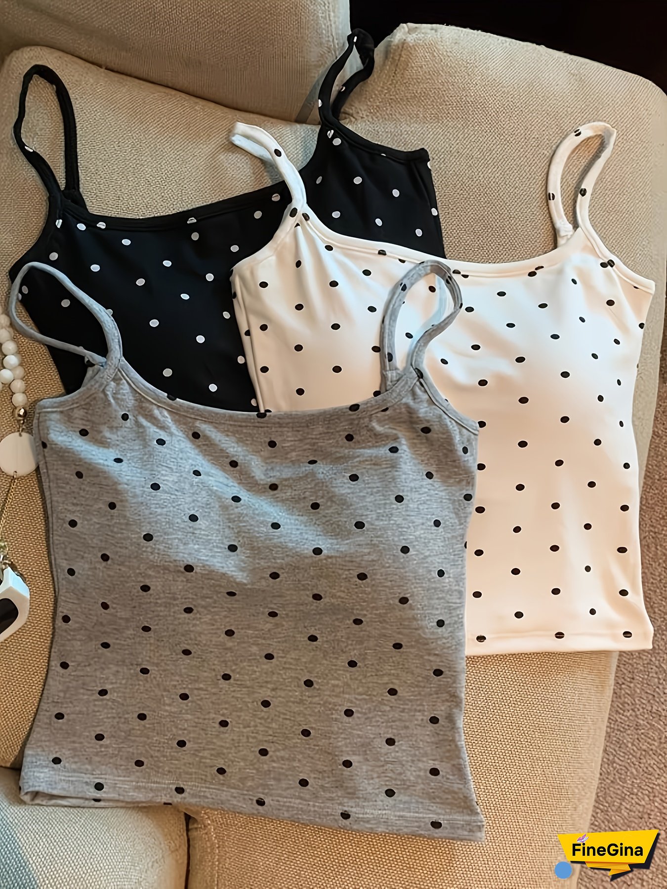3pcs Women‘s Polka Dot Camisole Tops - Sexy Backless Crop Tank with Built-In Bra Pads, High-Stretch, Versatile for Summer & Casual Wear, Black/White/Grey, Non-See-Through Design, Everyday Fashion|Backless Camisoles|Nonremovable Pads