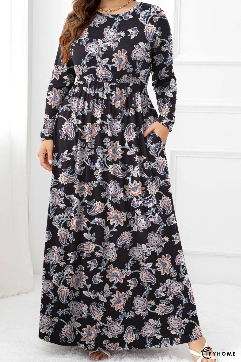 Plus Size Round Neck Long Sleeve Maxi Dress with Pockets | IFYHOME