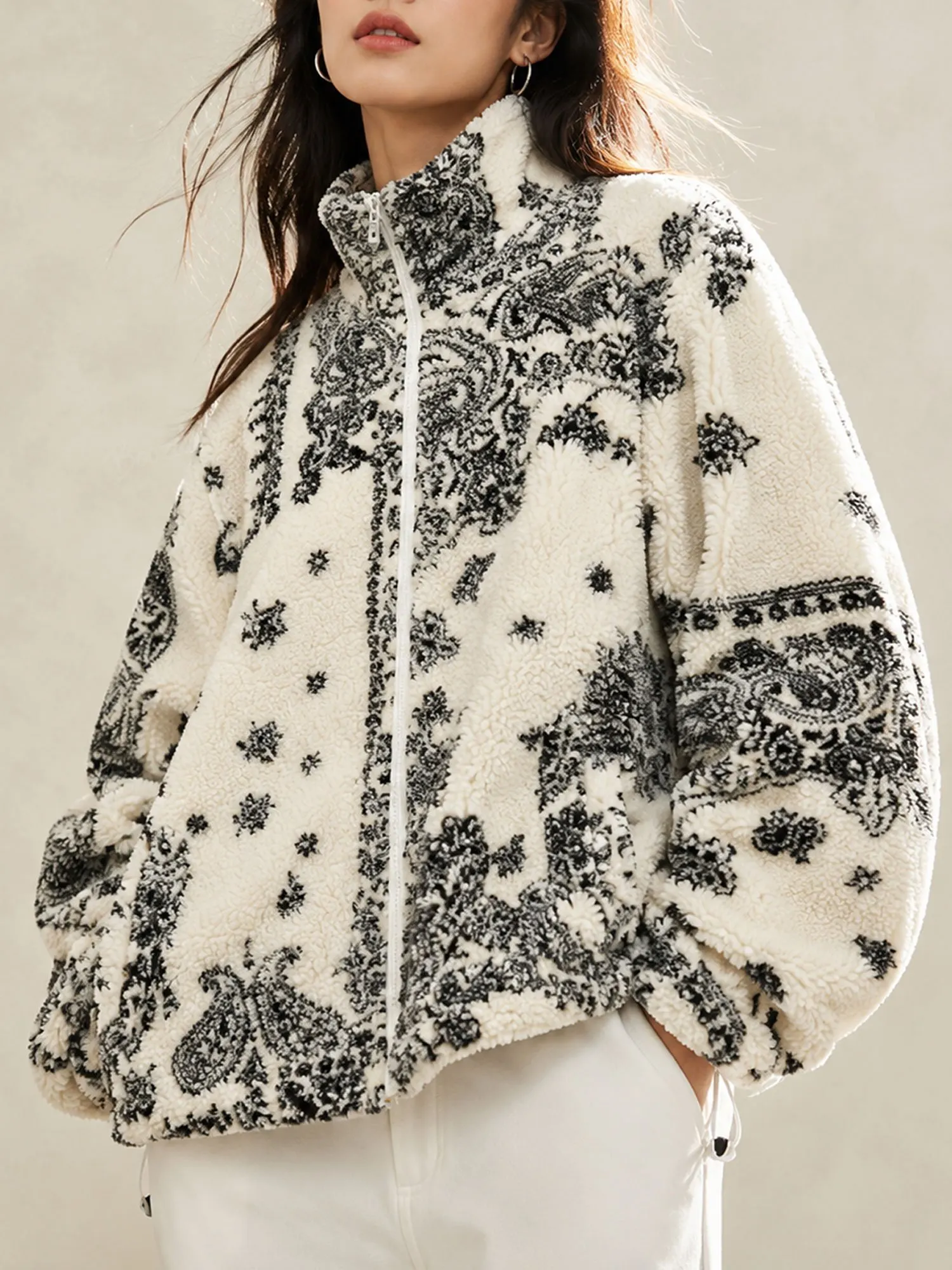 Perfect for a Country Music Festival or Rodeo &mdash; 2026 Autumn Women's Cream White Paisley Printed Zip-Up Fleece Teddy Jacket