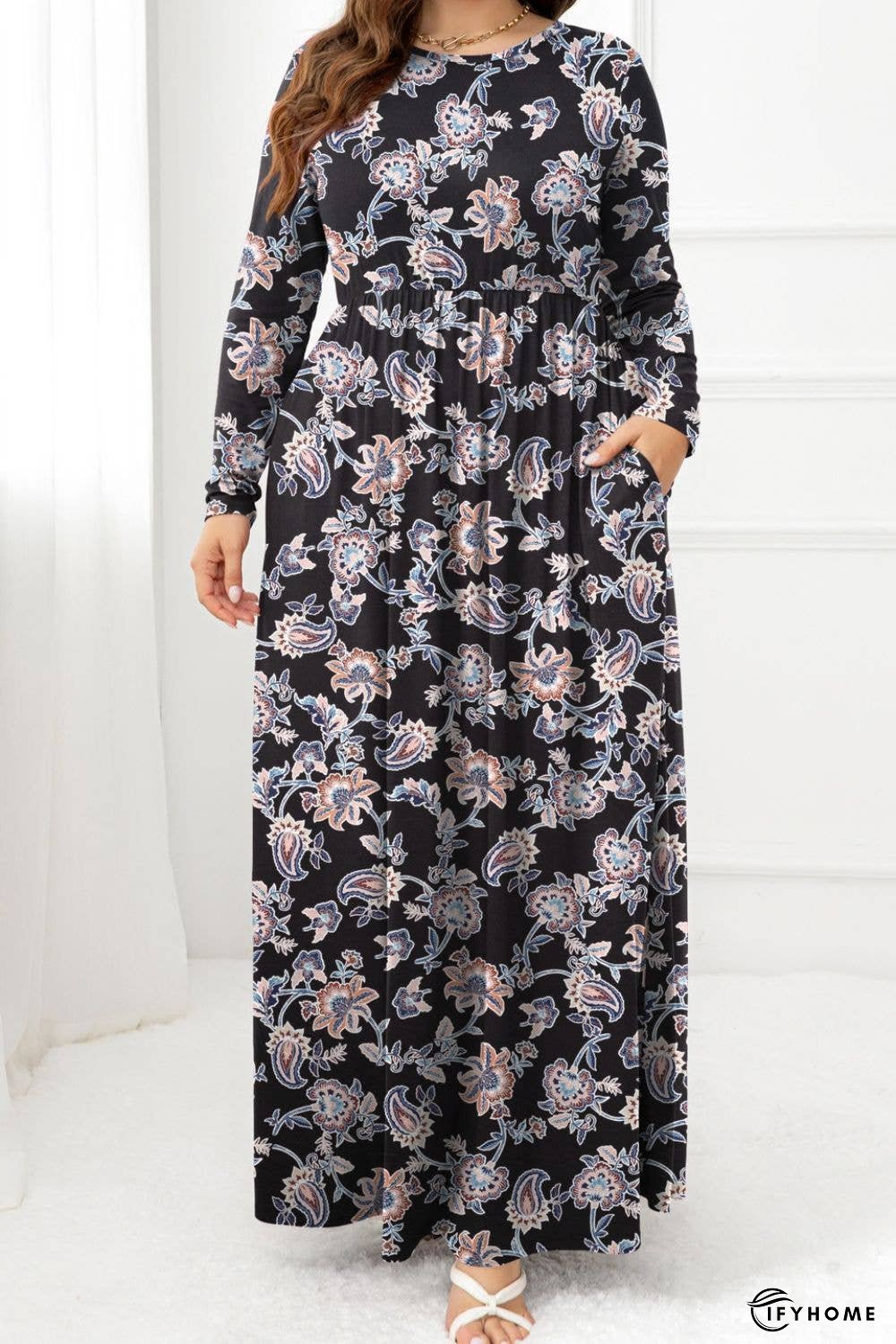 Plus Size Round Neck Long Sleeve Maxi Dress with Pockets | IFYHOME