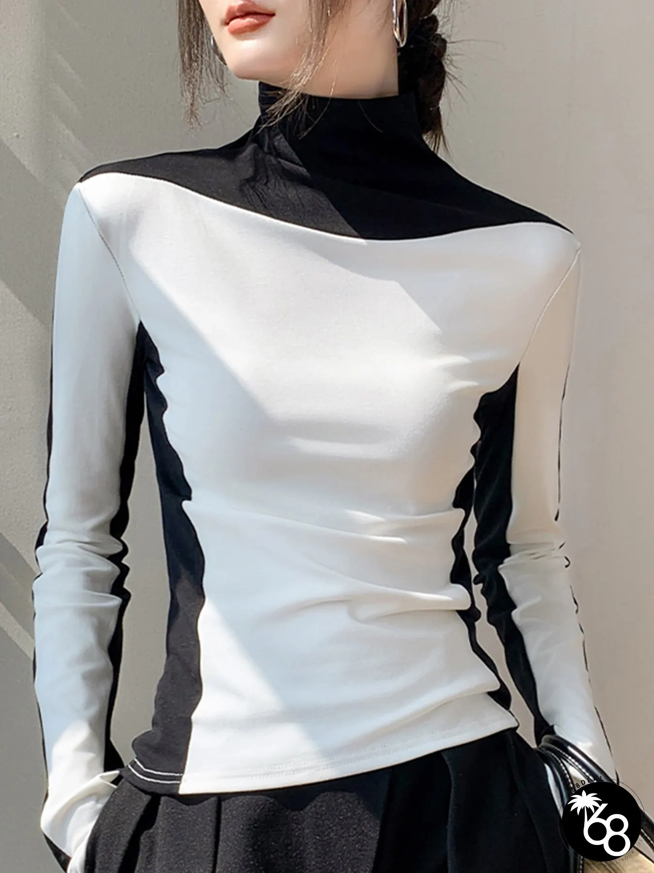 Womens Elegant High-Neck Color-Block Long SleeveT-shirt slim fit top with black white | 168DEAL
