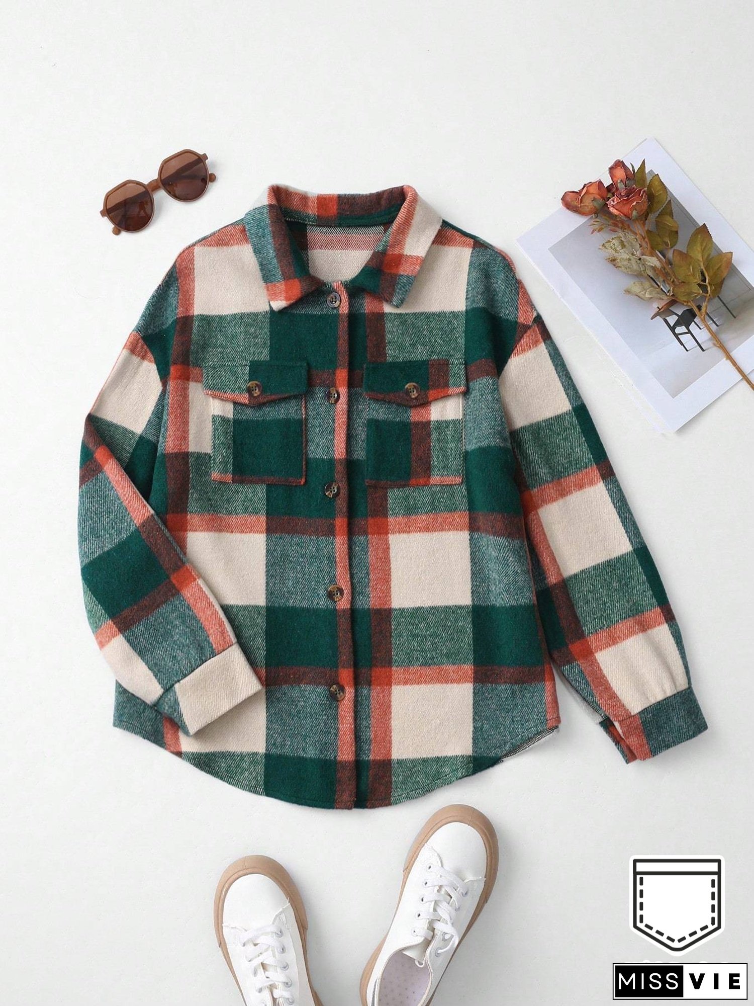 Women&lsquo;s Casual Plaid Button-Up Jacket with Chest Pockets - Cozy Polyester, Green & Beige/White & Black Color Block Design, Perfect for Fall/Winter