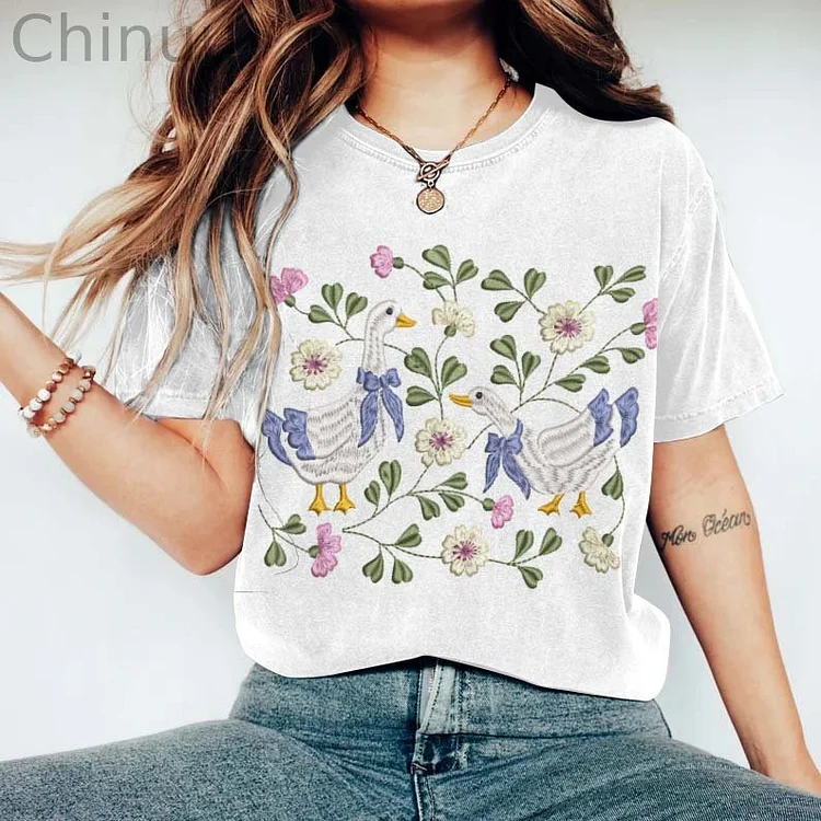 Floral Spring Goose Embroidery Pattern Casual Short Sleeve T-Shirt