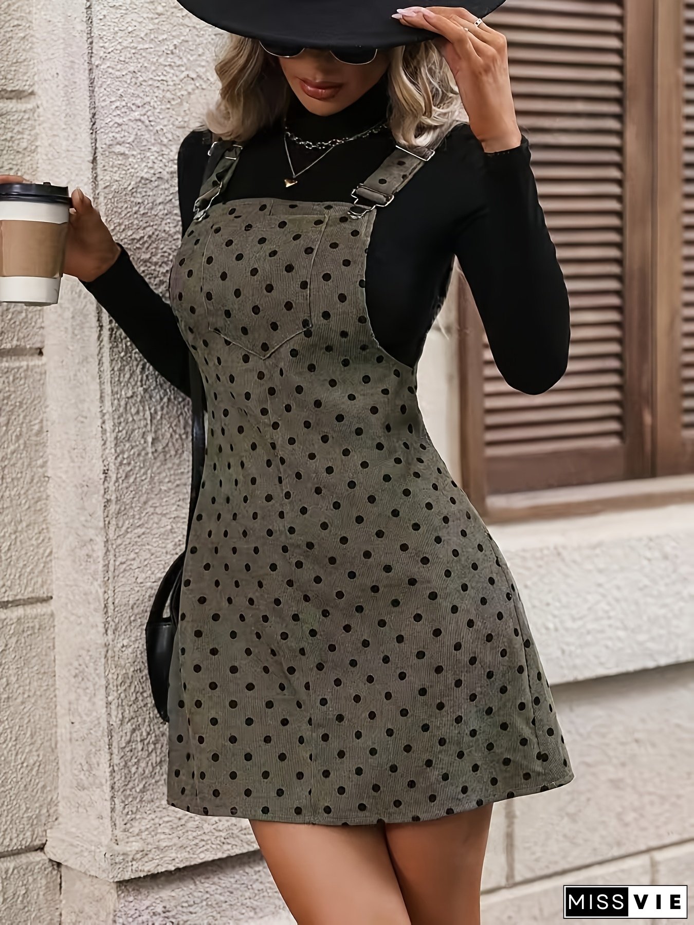 Elegant Green Polka Dot Suspender Dress for Women - Adjustable Straps, Pockets, Machine Washable, Perfect for Spring/Summer/Fall