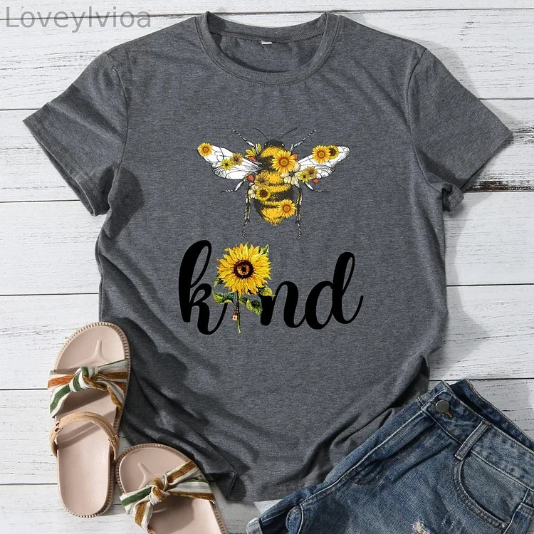 Kind bee Round Neck T-shirt-0025922