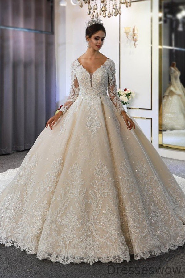Dresseswow Modern Train Sweetheart Backless Long Sleeves Wedding Dress Lace Appliques Sequined