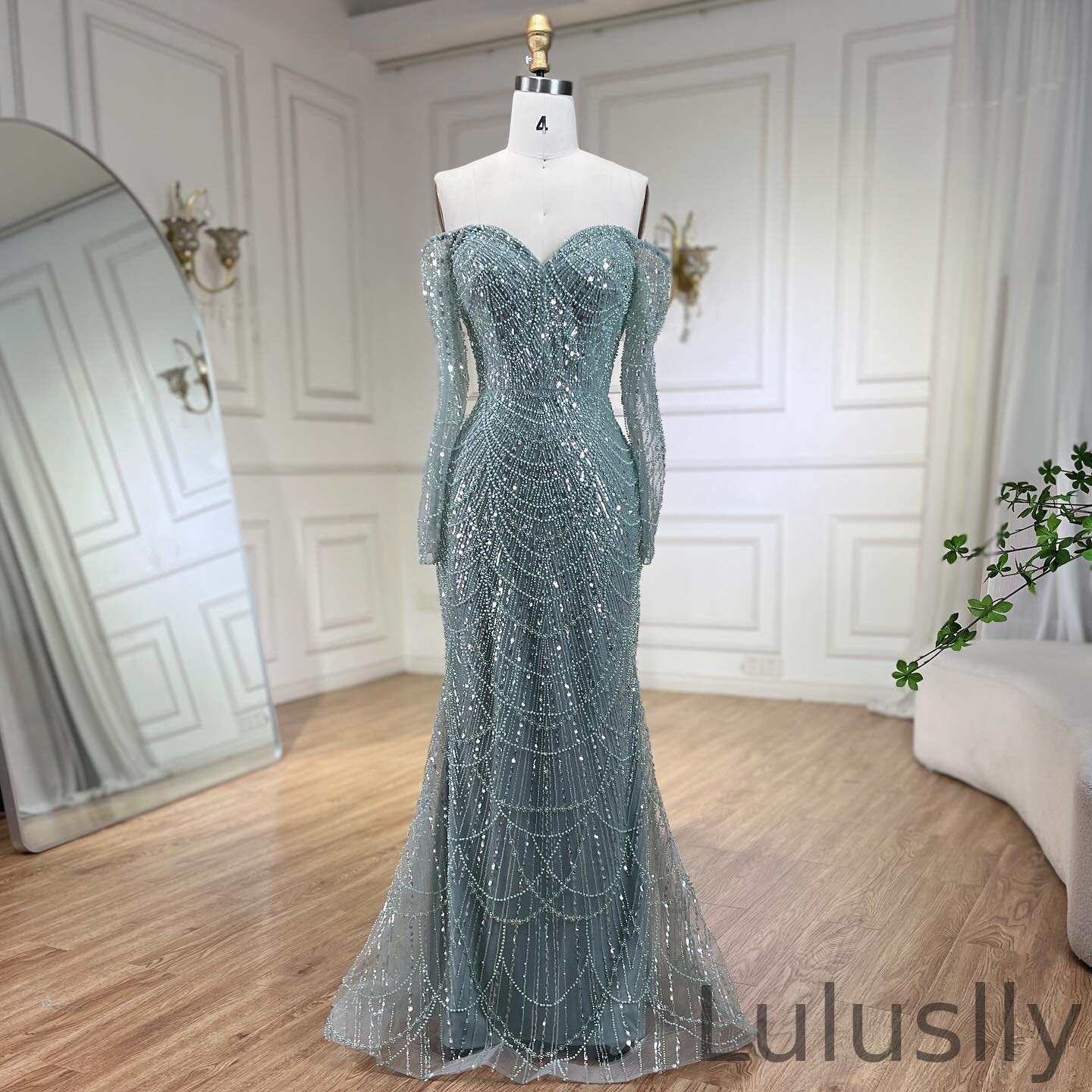 Luluslly Champagne Long Sleeves Mermaid Evening Dress With Sequins Pearls Sweetheart