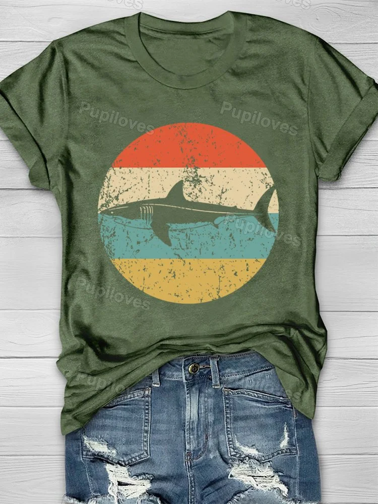 Pupiloves Pupiloves  Pupiloves     Great White Shark Retro Shark Icon Youth T-shirt