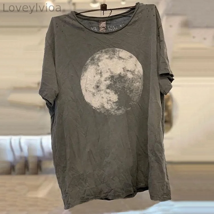 Retro Distressed Planet Print Crew Neck T-Shirt