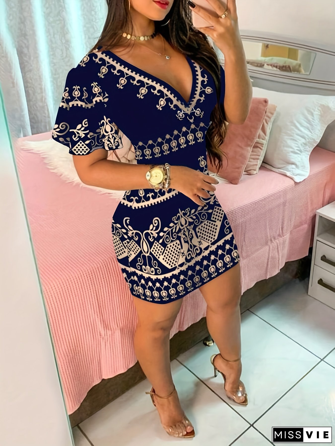 Yy0102177 Summer Vacation V-Neck Trumpet Short Sleeve Mini Casual Dress With Waist Bag And Hip Paisley Pattern Print