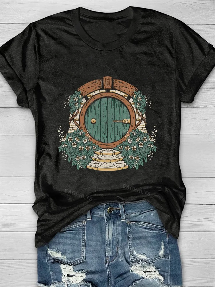 Eagerlys Hobbit Door Adventure Lord of the Rings T-shirt Eagerlys
