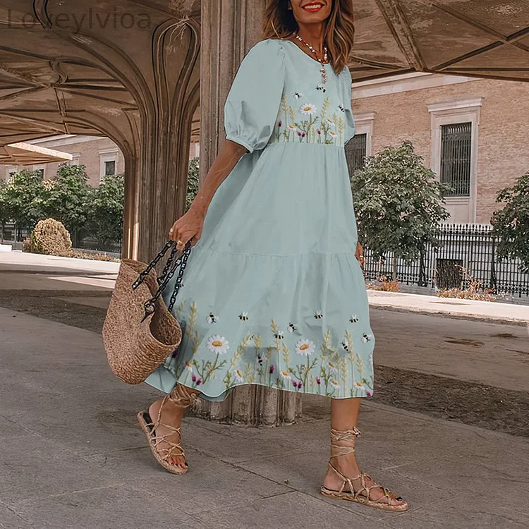 Flying Bee Embroidery Art And Spring Daisies Midi Dress