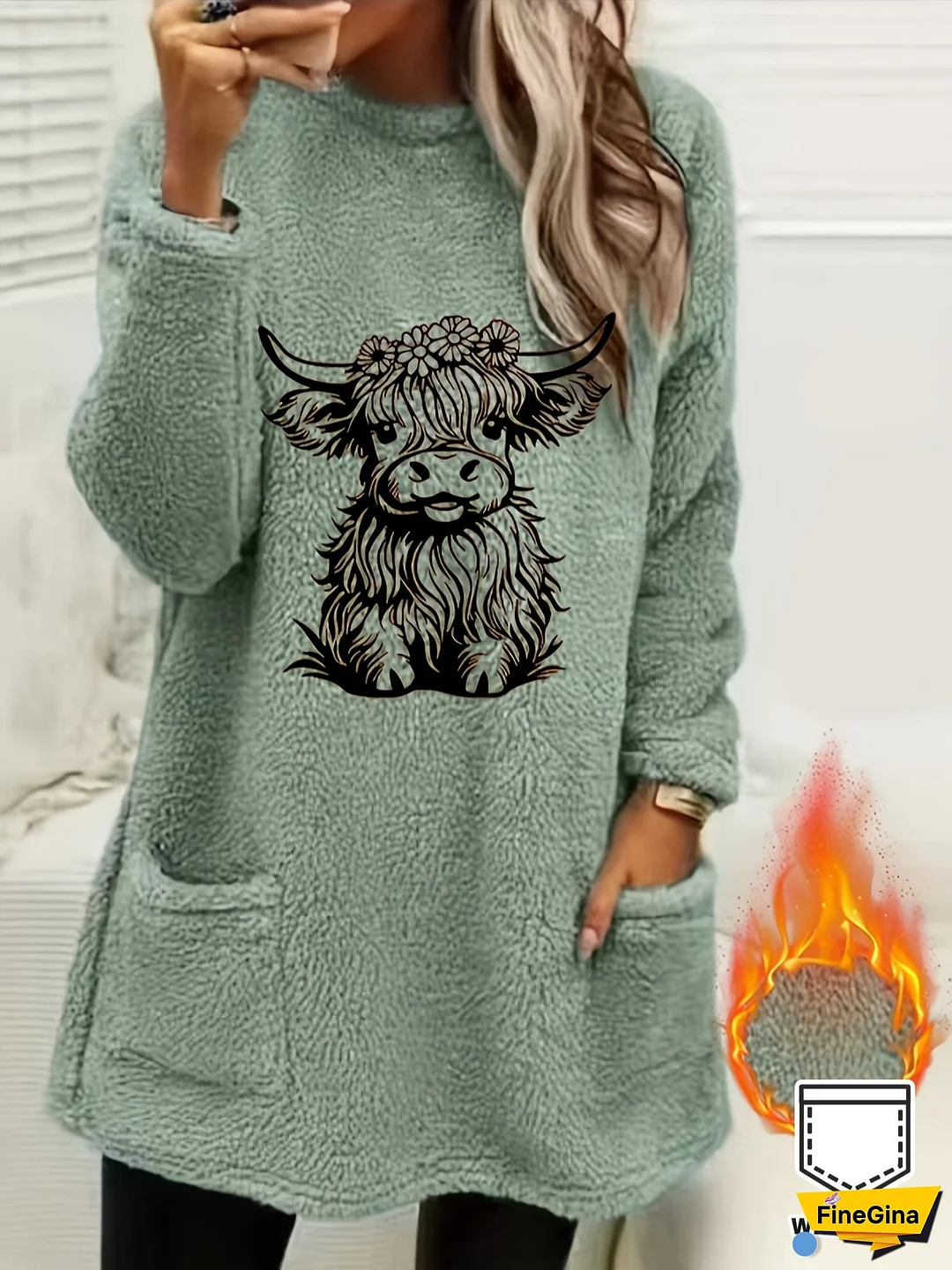 [Cozy Fleece Cow Print] Cozy Fleece Women's Cow Print Sweatshirt | Long Sleeve Pullover with Pockets, Soft Plush Fabric, Fall/Winter Casual Wear, Cow Clothes