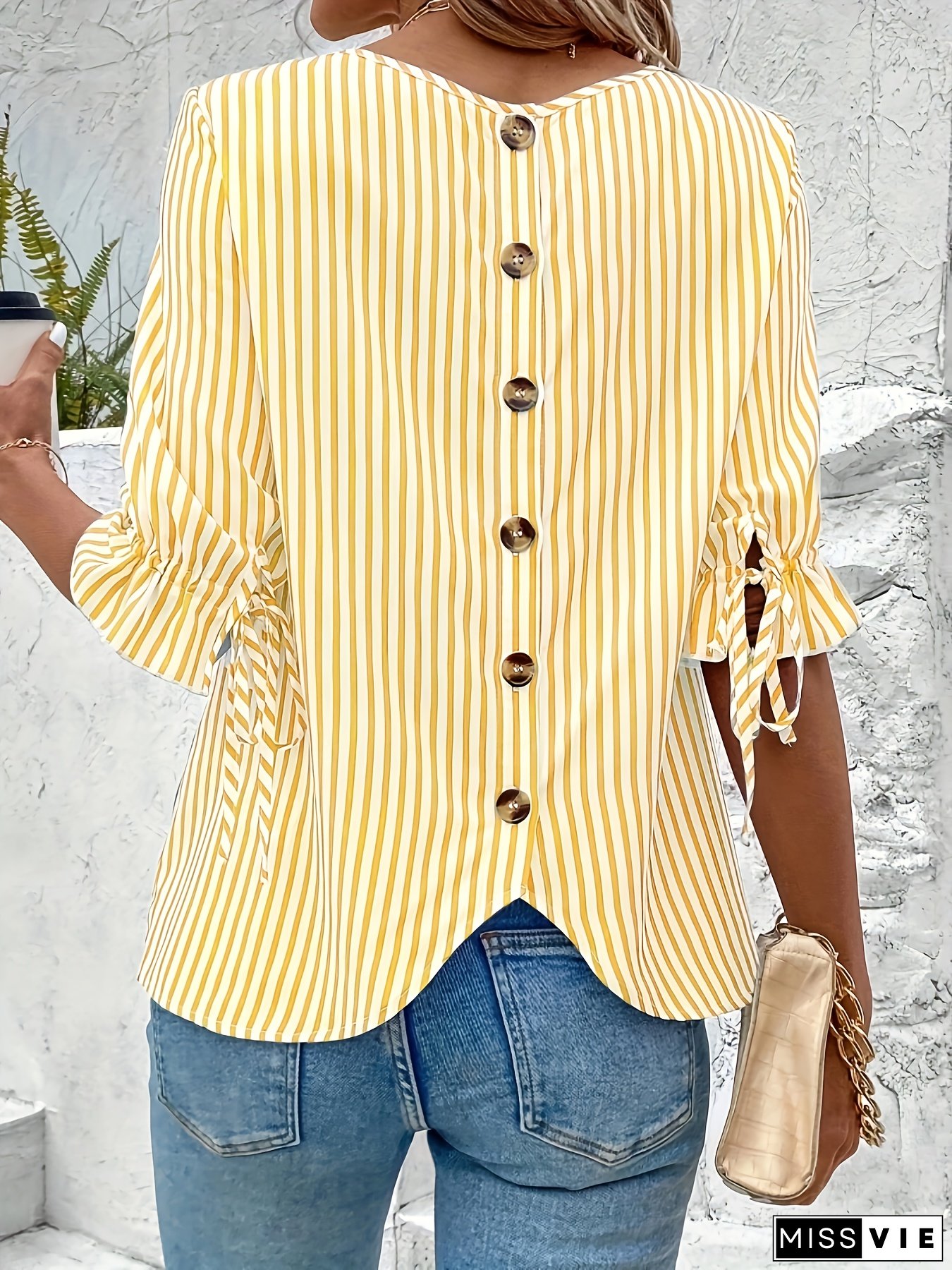 YY0425977 Fashion Striped Print Round Neck Shirt, Elegant Half-Sleeve Button-Back Blouse for Women