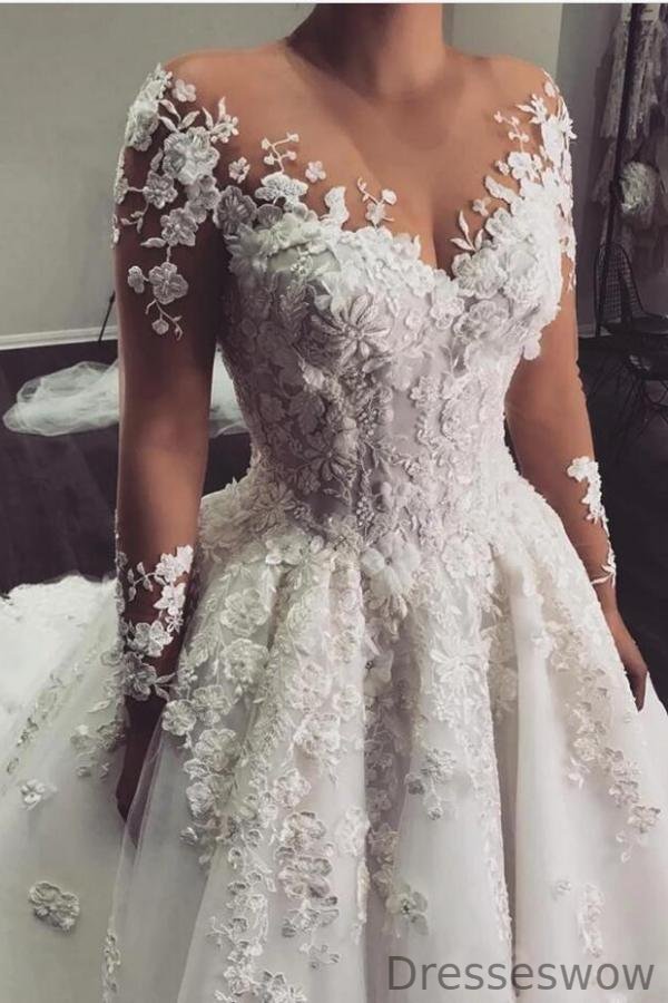 Dresseswow Glamorous Scoop Long Sleeve Wedding Dress Lace Appliques