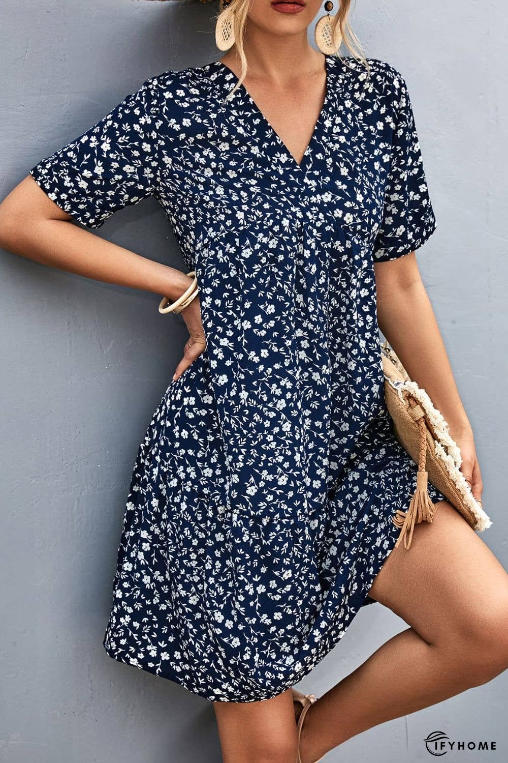 Ditsy Floral Empire Waist Plunge Short Sleeve Dress | IFYHOME