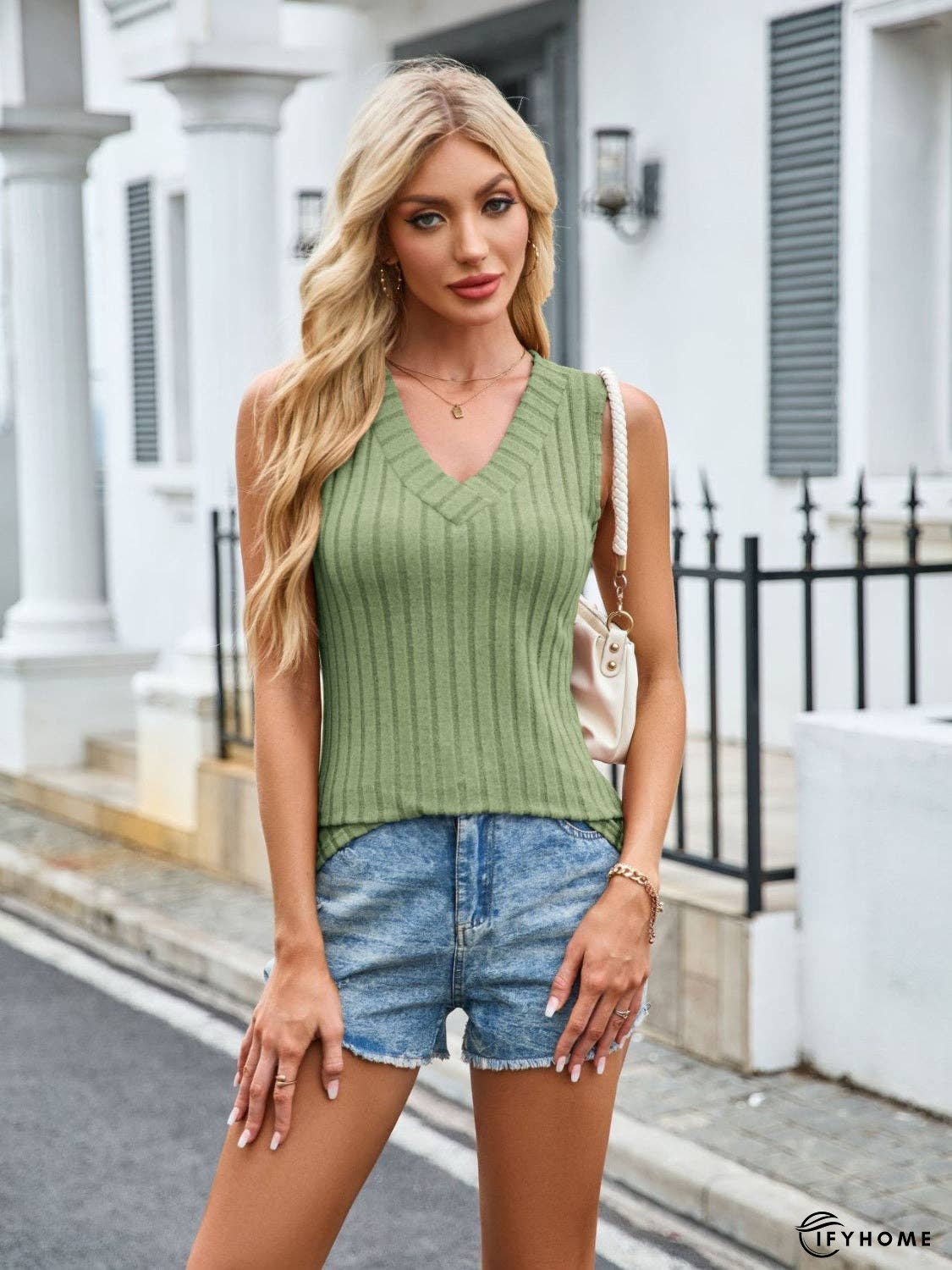 Ribbed Solid Color V-Neck Tank | IFYHOME
