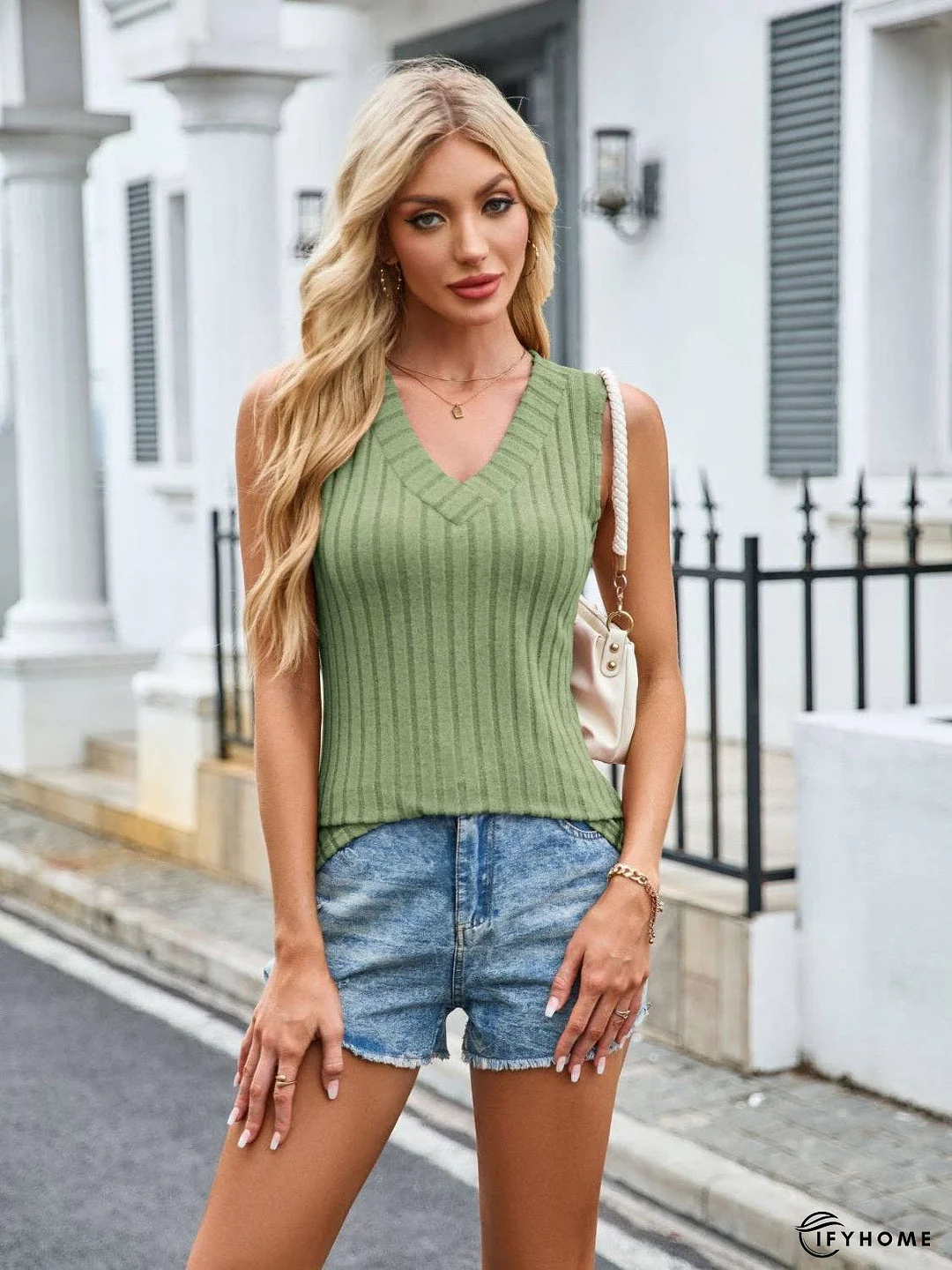 Ribbed Solid Color V-Neck Tank | IFYHOME