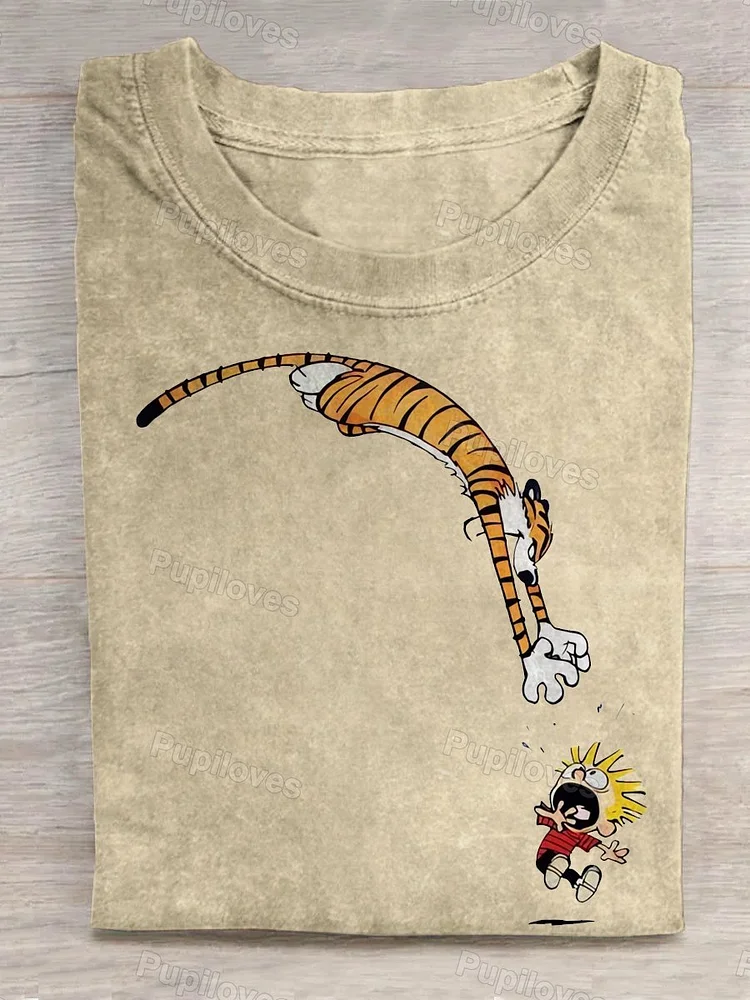 Pupiloves Pupiloves  The Tiger Catches Child T-shirt