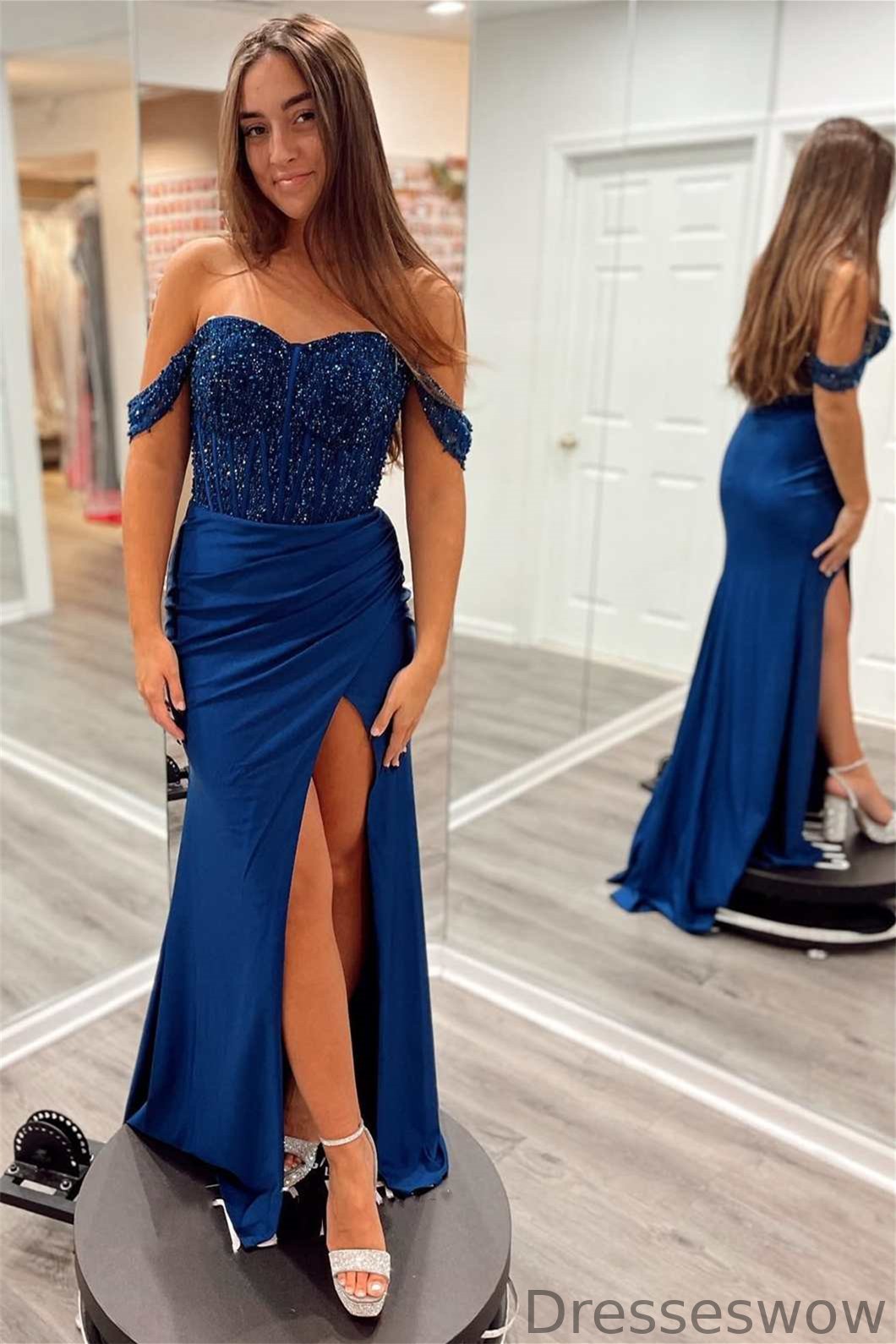 Dresseswow Royal Blue Off-the-Shoulder Sleeveless Mermaid Ball Dress With Split Beadings