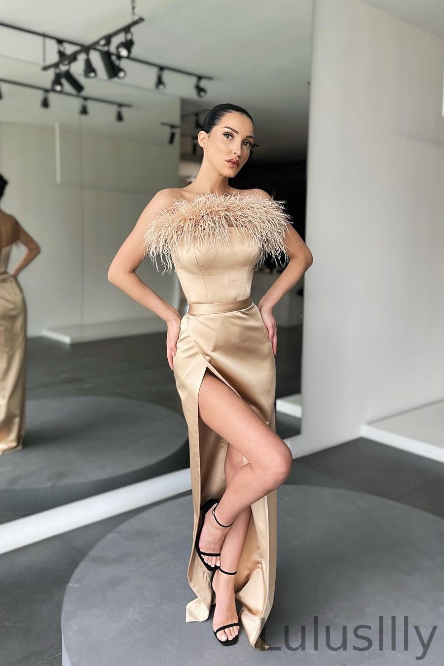 Stunning Strapless Feather Mermaid Evening Dress With Slit - lulusllly