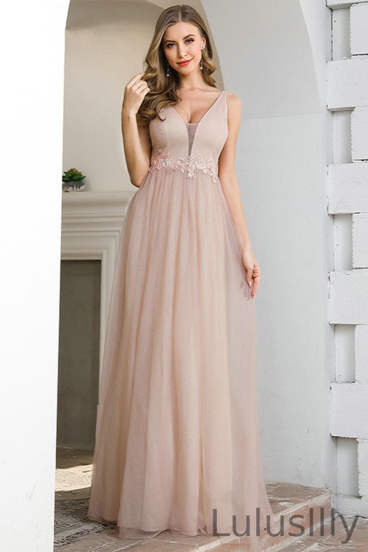 Stunning Sleeveless V-Neck Long Evening Prom Dress - lulusllly