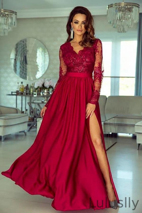 Luluslly Long Sleeve V-Neck Lace Prom Dress With Slit