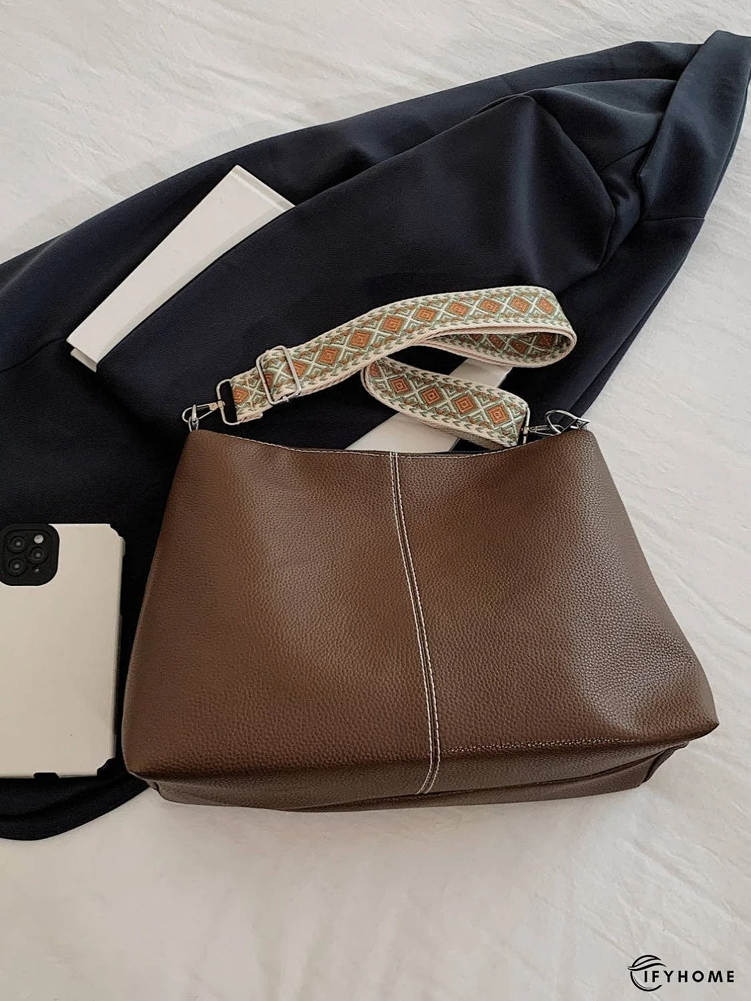 PU Leather Geometric Pattern Strap Shoulder Bag | IFYHOME