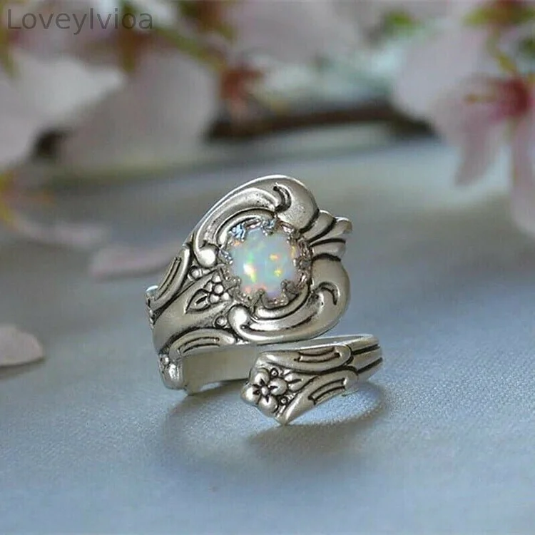 🎁White Opal Spoon Adjustable Ring