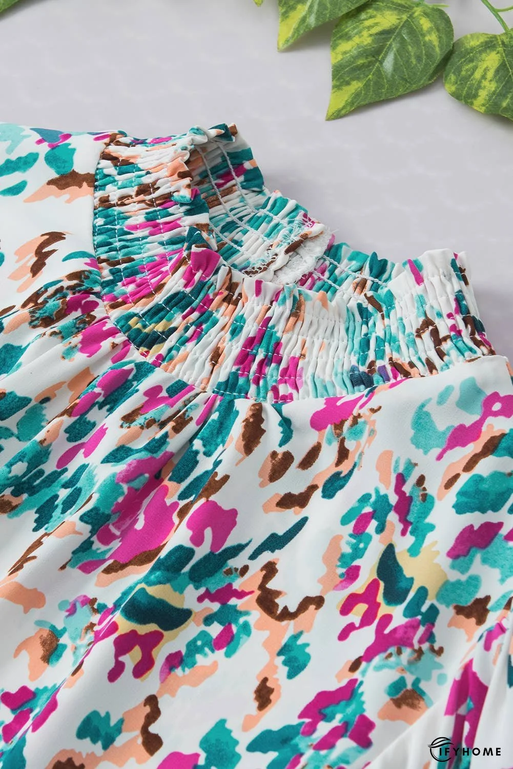 Abstract Print Puff Sleeve Mock Neck Blouse | IFYHOME