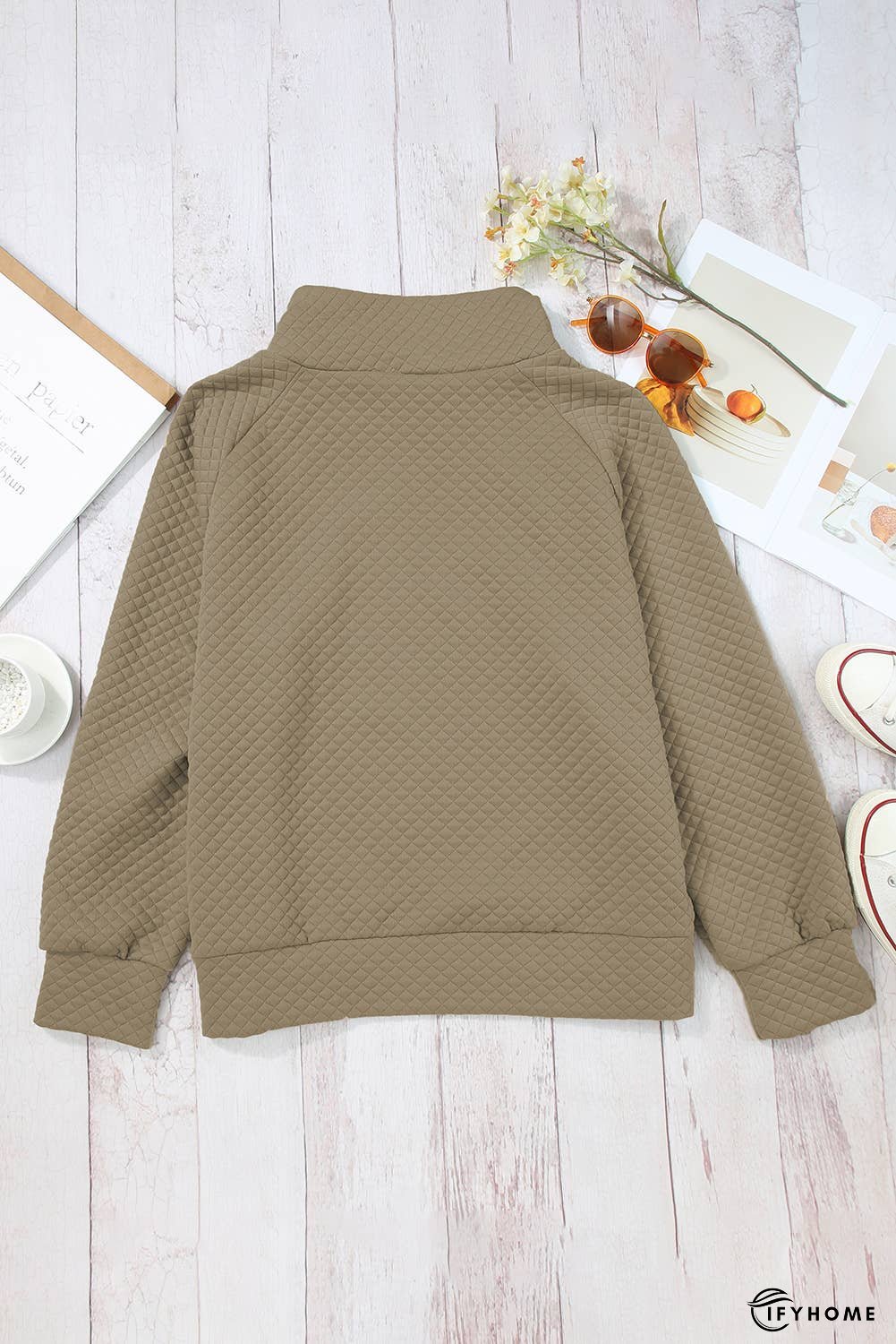 Quilted Buttoned Neckline Stand Neck Pullover Sweatshirt | IFYHOME
