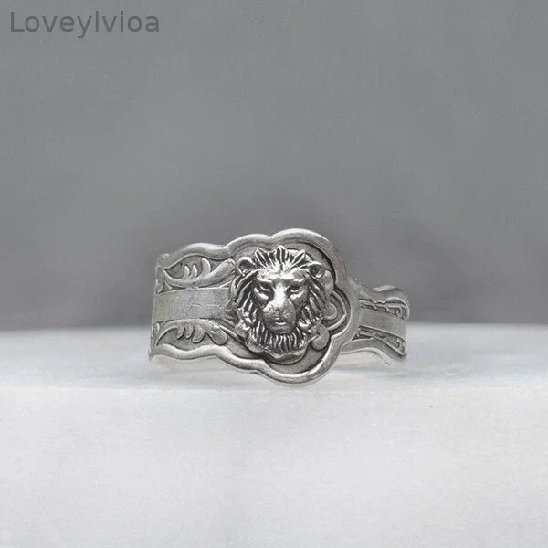 Vintage Silver Lion Spoon Ring