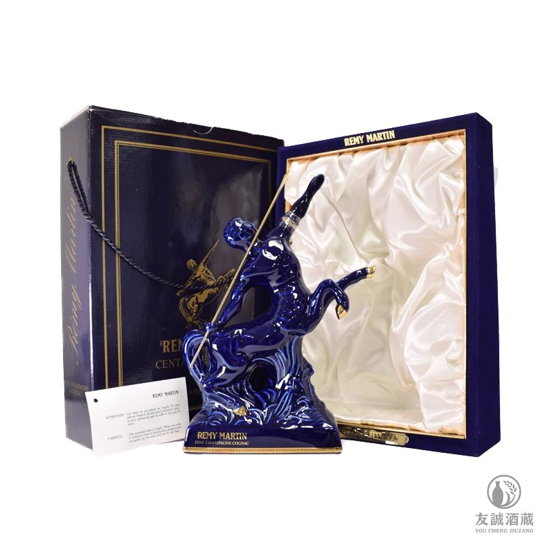 人頭馬 (Remy Martin) 人馬雕像 友誠酒藏