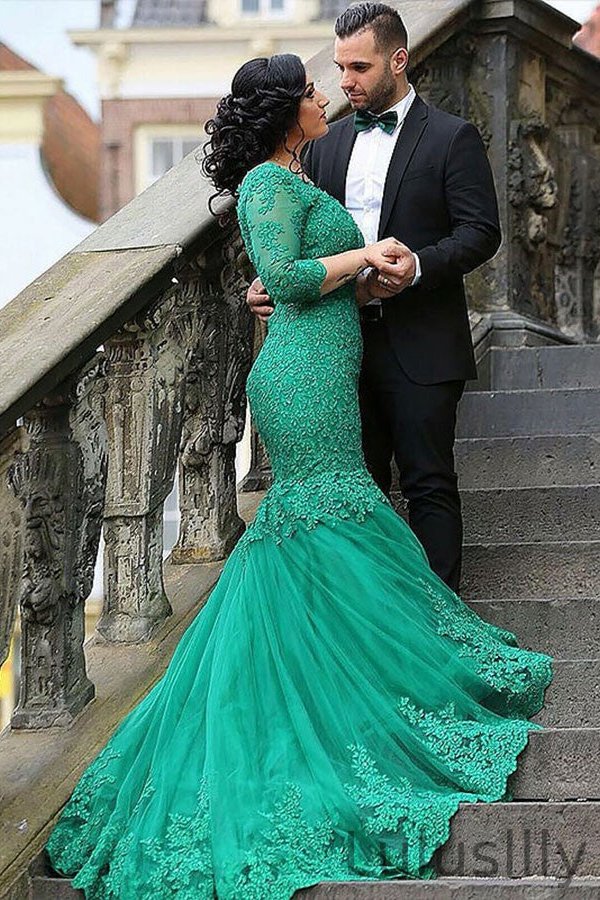Gorgeous Long Sleeves Mermaid Emerald Green Evening Dress With Lace Appliques - lulusllly