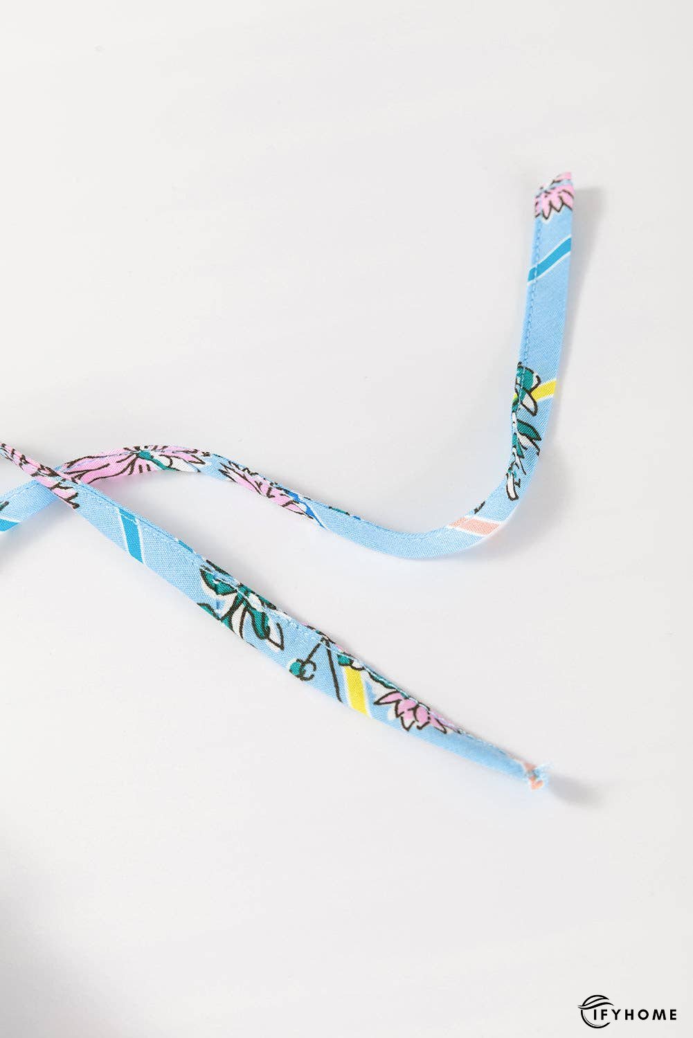 Smocked Floral Print Tie Neck Blouse | IFYHOME